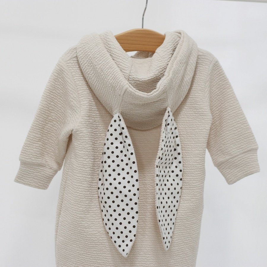 [PRE-ORDER] Hug Rabbit Romper