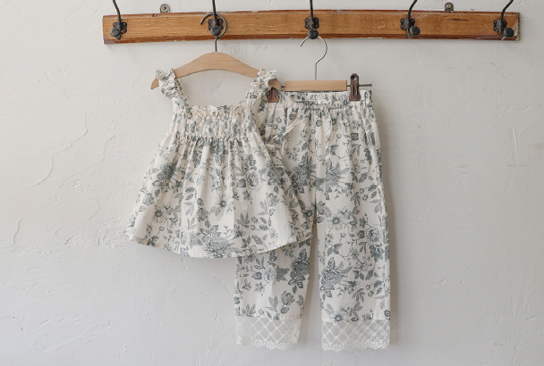 Amante Sets