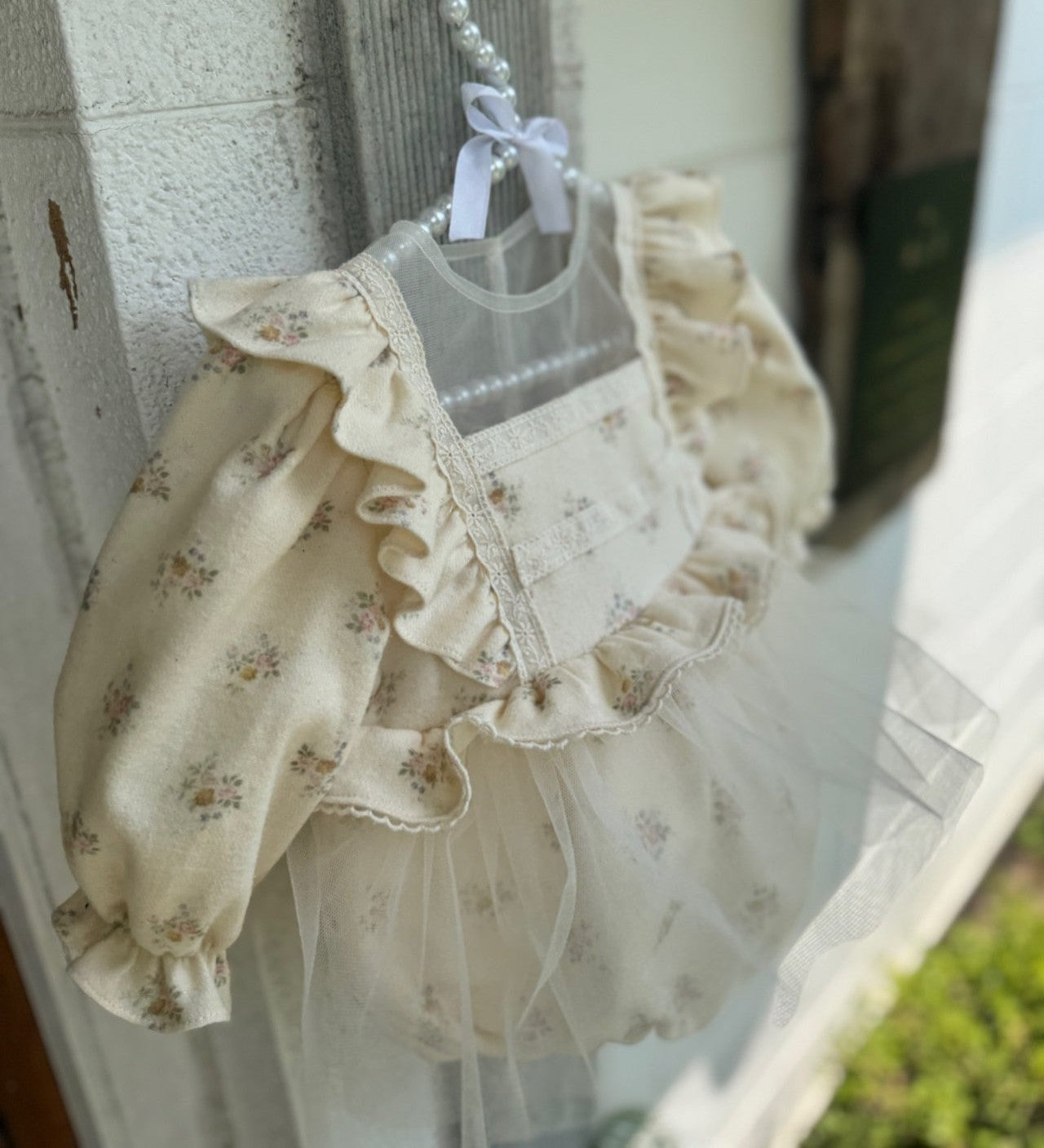 [READY TO SHIP] Elsa Romper